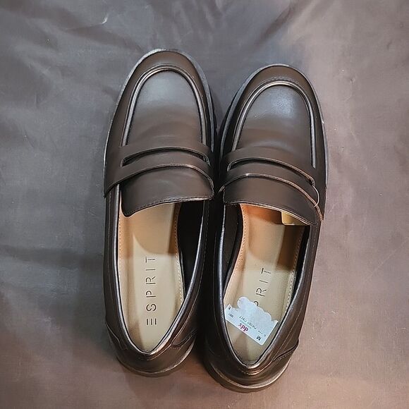BRAND NEW SPRIT  WOMEN'S SAGAN FAUX LEATHER  LUGGED SOLE PENNY LOAFERS - Picture 6 of 16